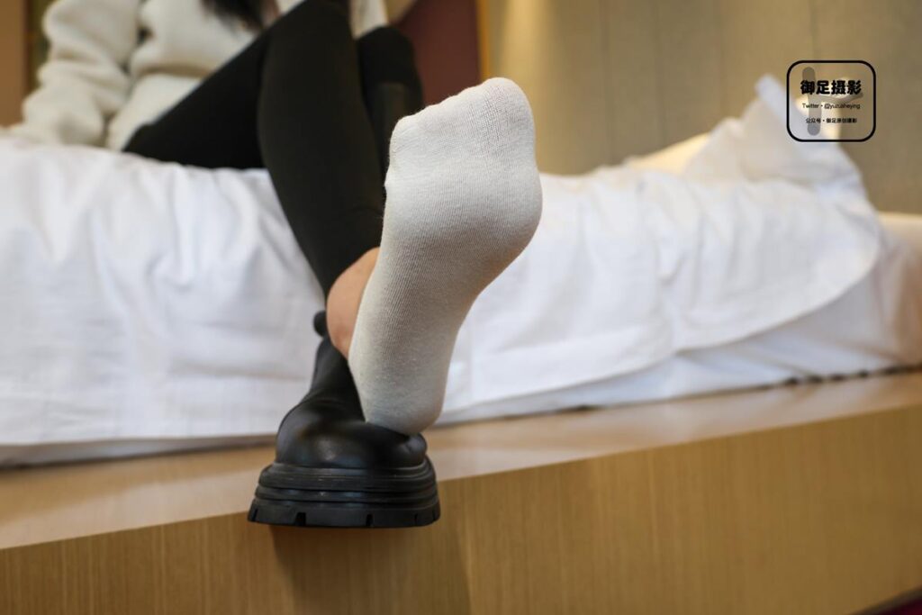 御足攝影 NO.022 – 長靴白襪裸足[95P/1V/2.89GB]插圖3