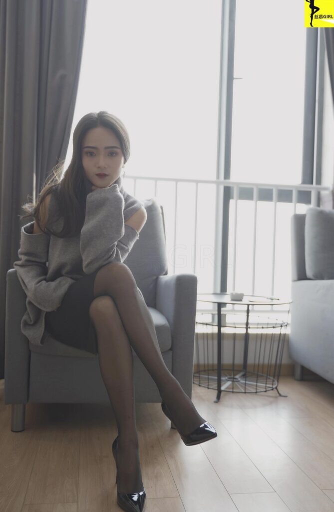 絲慕寫(xiě)真 第031期 模特：Miya 一元之《一絲京華》[43P/48MB]插圖1