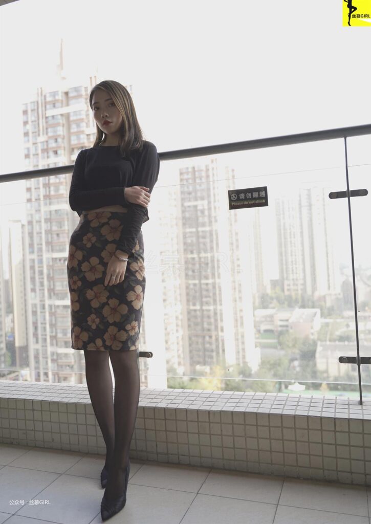 絲慕寫真 第033期 模特：靜靜《靜夜絲》[88P/84.8MB]插圖1