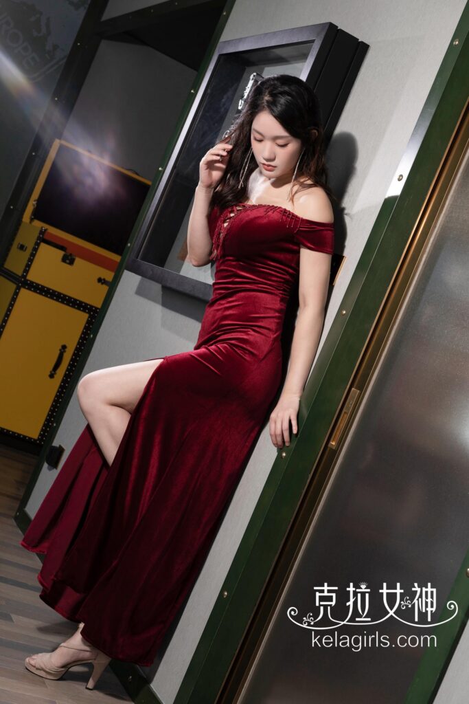 [Kelagirls克拉女神]2019.06.17《抬腿撩紅裙》宋黛[32P/560MB]插圖3