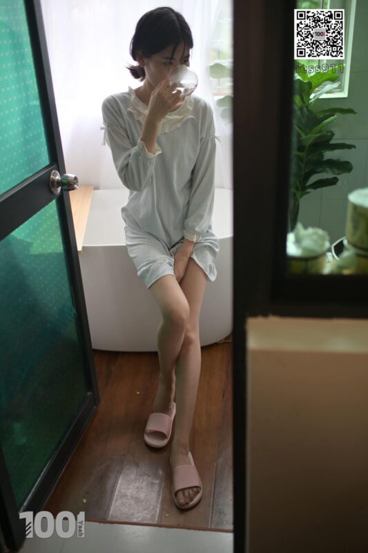 [IESS異思趣向] 一千零一夜 005《網絡女主播的私生活1》[99P/67MB]-無料攝影圈