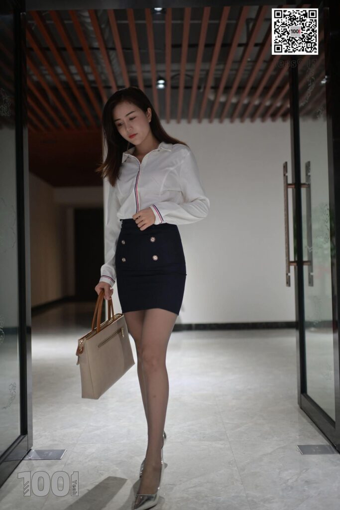 [IESS異思趣向] 一千零一夜 011《OL下班后去健身》[98P/84.3MB]插圖1