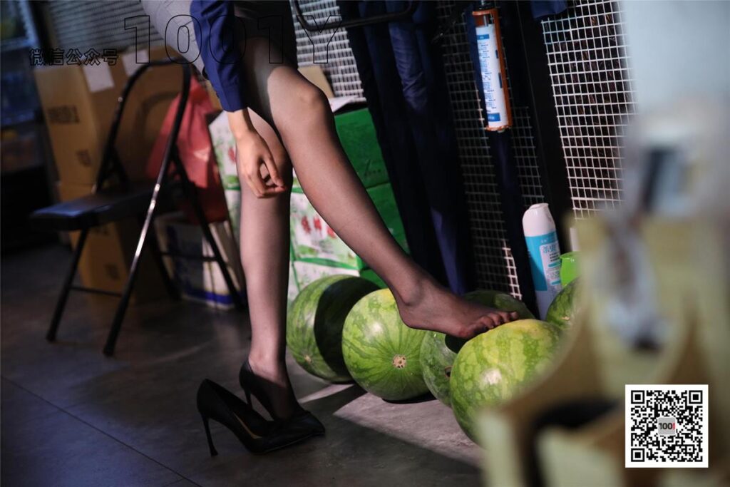 [IESS異思趣向] 一千零一夜 045 腿腿《餐廳的服務(wù)員2》[96P/118MB]插圖2