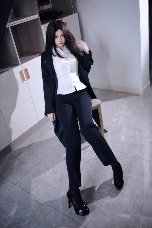 瘋貓ss NO.134 – 少女衣櫥 西裝褲[41P/284MB]-無料攝影圈