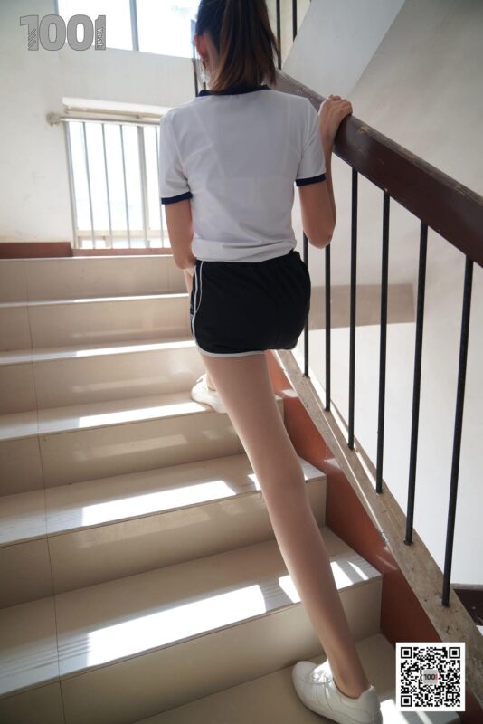 [IESS異思趣向] 一千零一夜 144 西瓜《擁抱陽(yáng)光1》[97P/63MB]-無(wú)料攝影圈