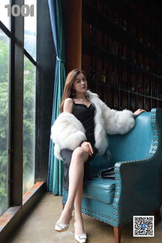 [IESS異思趣向] 一千零一夜 175 Lucy《貴婦的日常生活1》 [80P/84MB]-無料攝影圈