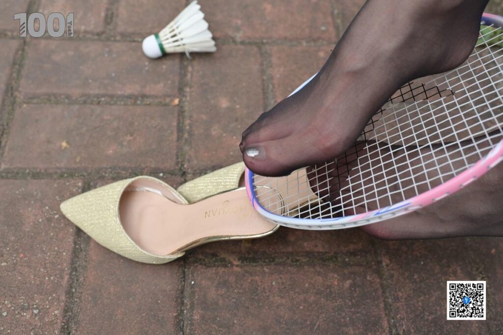 [IESS異思趣向] 一千零一夜 195 真真《打羽毛球5》 [70P/103MB]插圖1