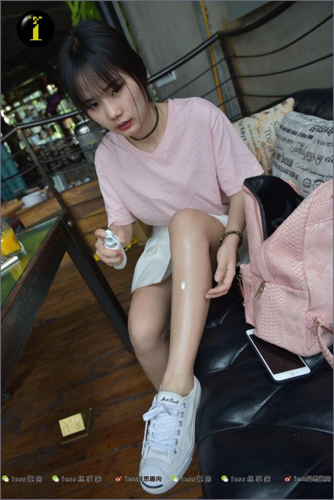 [IESS異思趣向] 普惠集 003-琪琪的完美裸足 [92P/110MB]插圖2