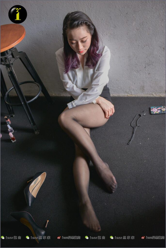 [IESS異思趣向] 普惠集 008-范美美穿襪子的美腿 [90P/154MB]插圖