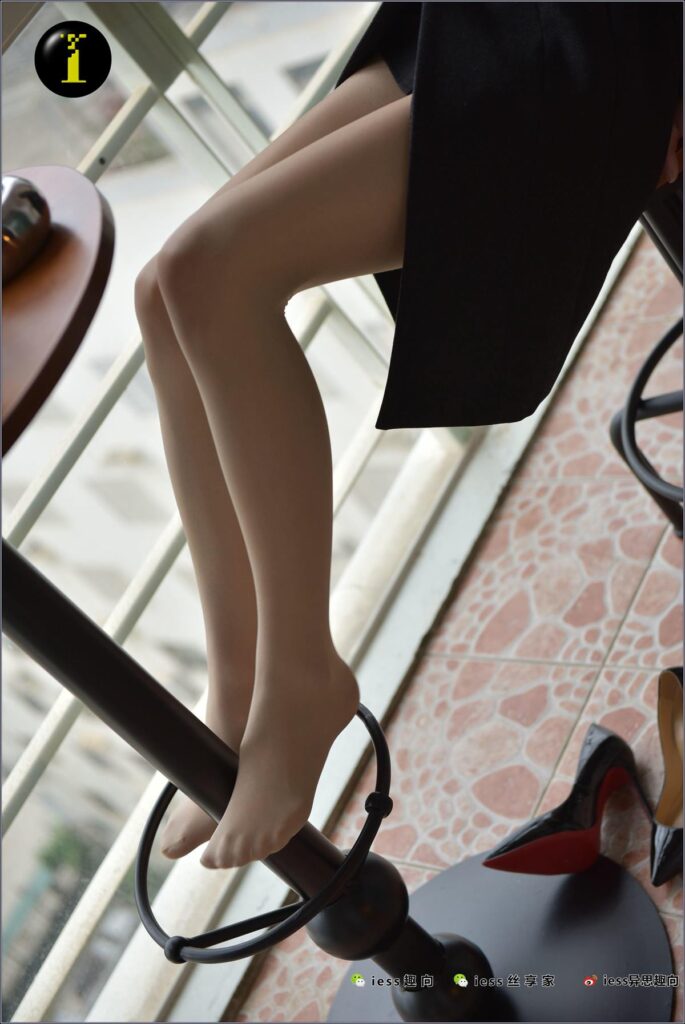 [IESS異思趣向] 普惠集 019-小六 經(jīng)典裸氨肉色油亮絲第二集 [90P/80.2MB]插圖