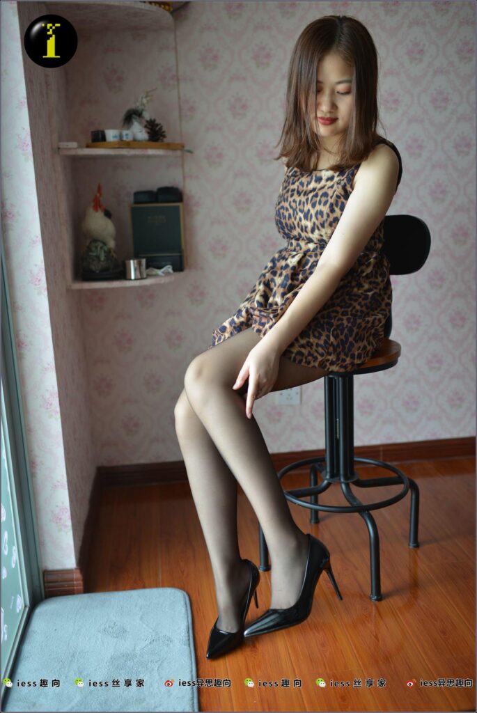 [IESS異思趣向] 普惠集 020-芳芳 人妻豹紋芳芳的黑S小品 [59P/68.6MB]插圖