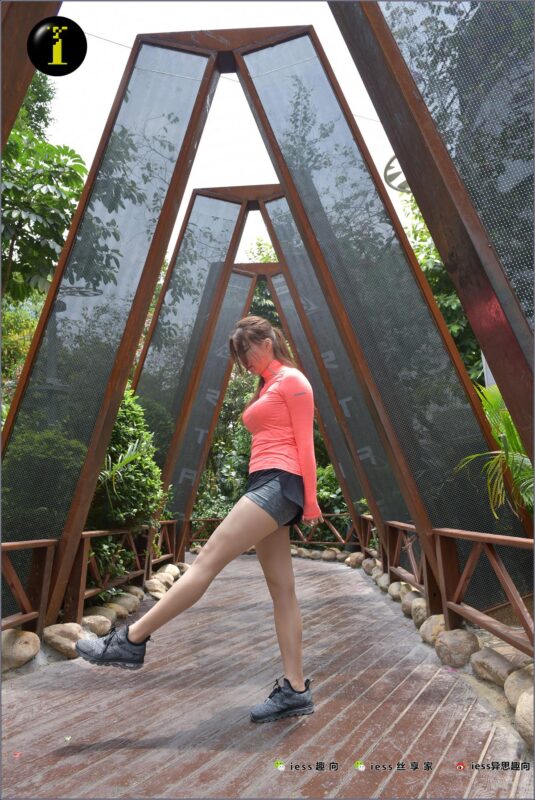 [IESS異思趣向] 普惠集 028-趙老師的戶(hù)外運(yùn)動(dòng) [99P/158MB]-無(wú)料攝影圈