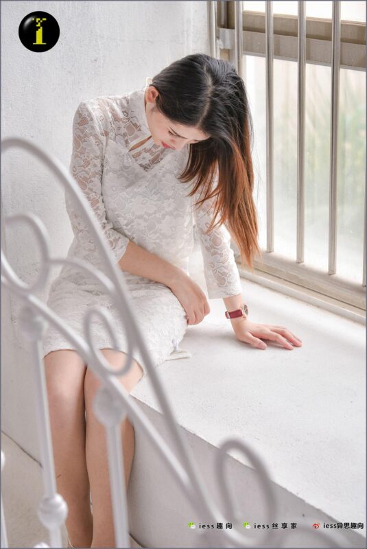 [IESS異思趣向] 普惠集 042 炎子 – 小品 [99P/136MB]-無料攝影圈