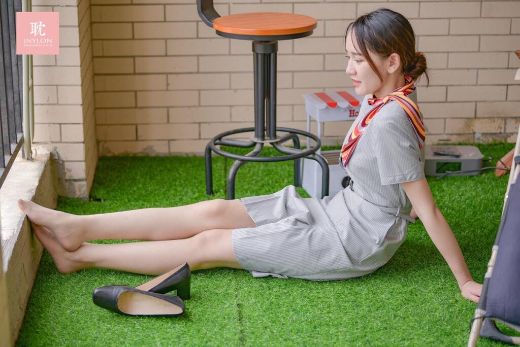 [IESS異思趣向] 普惠集 069 清平-清平的空姐裝扮 [79P/140MB]插圖3