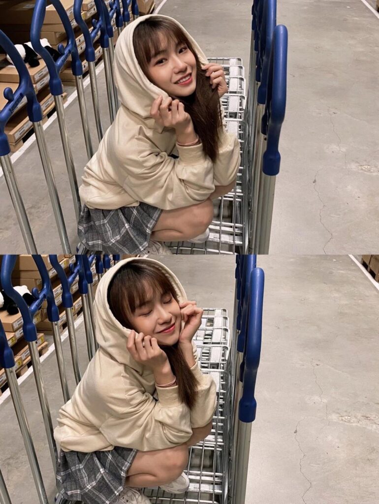 魚魚足影 003 嘉樂牛仔褲白棉襪裸足 [113P/2V/902MB]插圖1