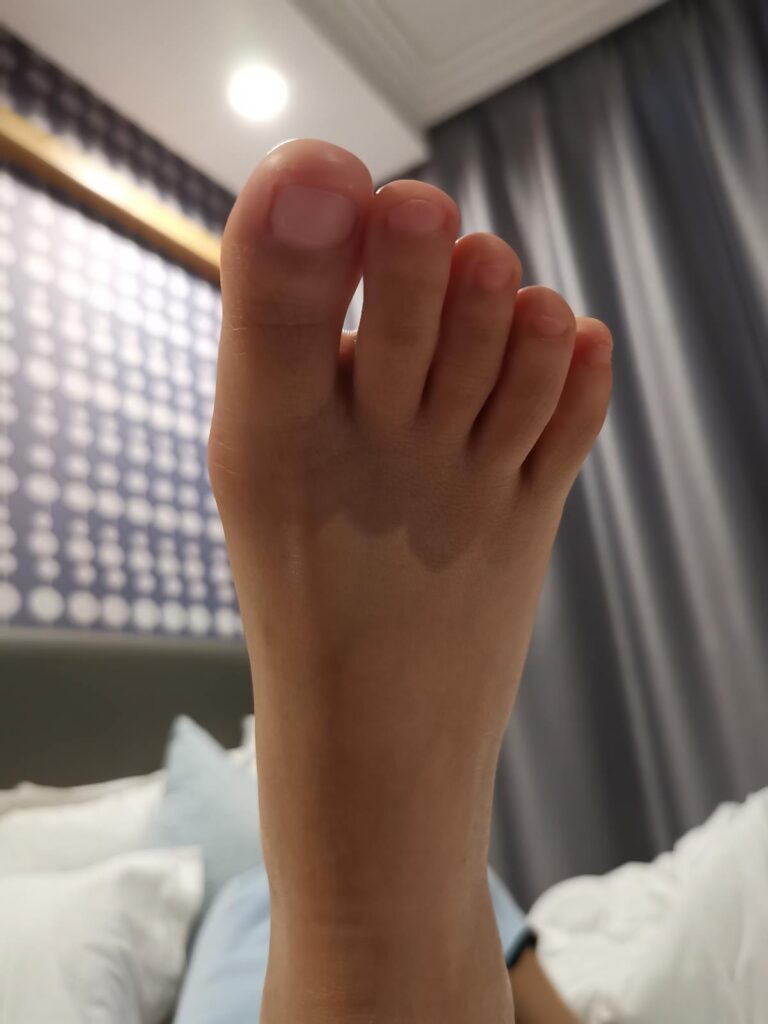 魚魚足影 004 珺珺小白鞋棉襪腳 [148P/1V/307MB]插圖2