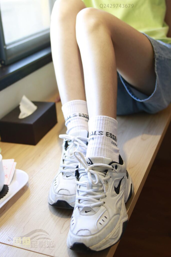 魚(yú)魚(yú)足影 060 A拉牛仔短褲白棉襪 [228P/1V/1.22G]插圖2