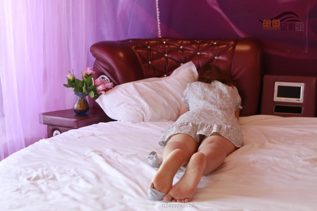 魚魚足影 069 王婷的旗袍灰色棉船襪 [198P/1V/891M]插圖3