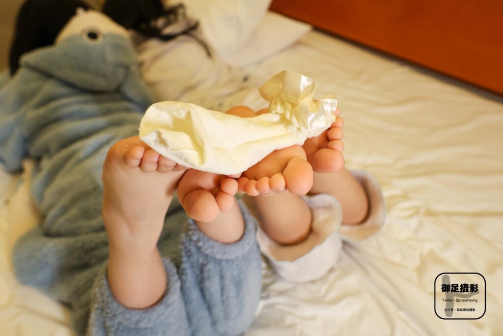 御足攝影 NO.043 – 倆妹妹美足[79P/1V/2.79GB]插圖