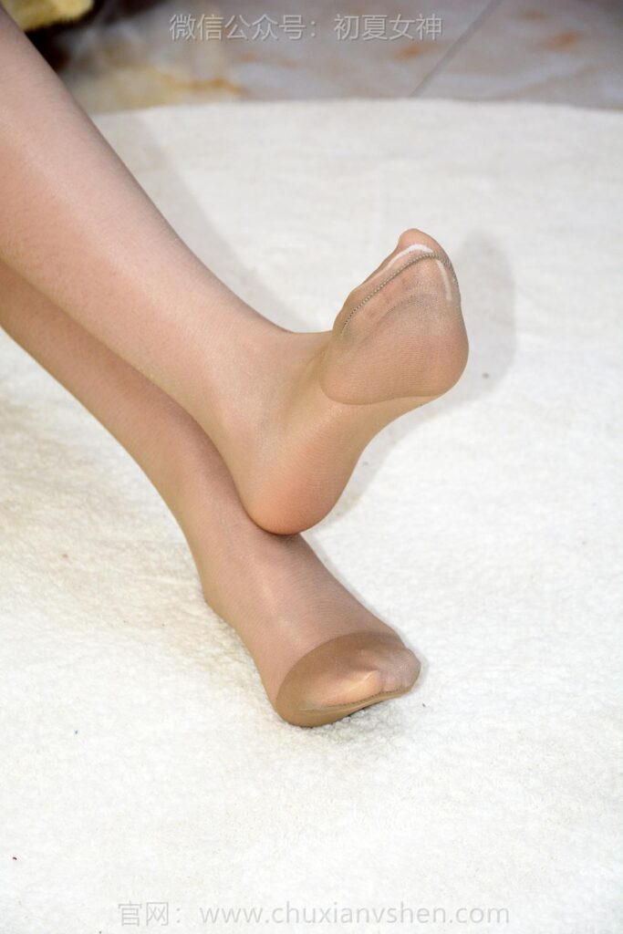 初夏女神 NO.287 環(huán)環(huán) 旗袍賦[110P/1V/3.74GB]插圖1