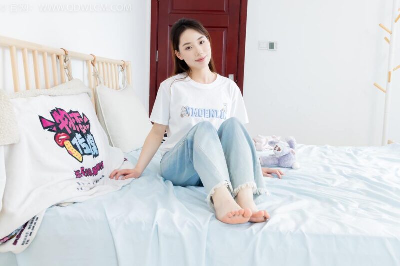 物戀傳媒 NO.2390 荔枝-帆布鞋、短白棉襪、裸足[150P/1V/3.66GB]-無料攝影圈