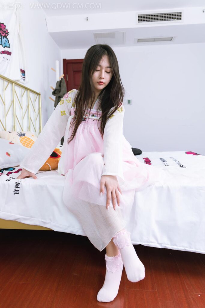 物戀傳媒 NO.2397 美兔-漢服、布鞋、粉色棉襪[150P/1V/3.88GB]插圖5