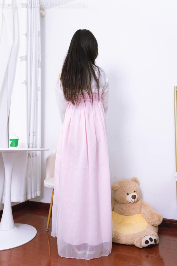 物戀傳媒 NO.2397 美兔-漢服、布鞋、粉色棉襪[150P/1V/3.88GB]插圖3