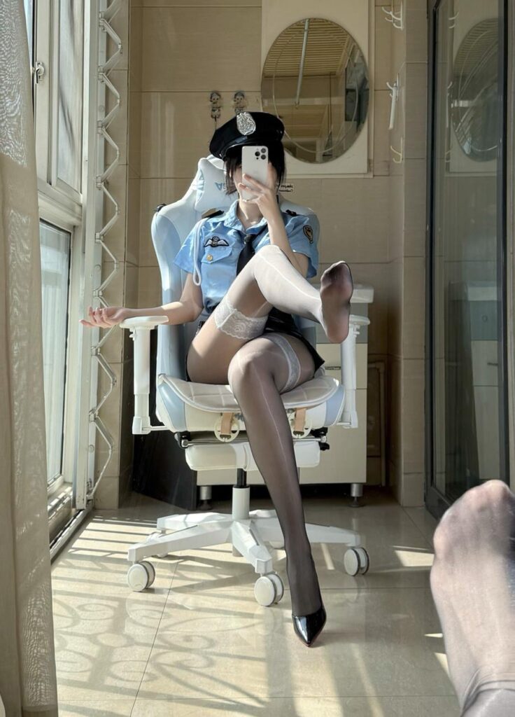 不可愛羚 NO.003 – 女警制服[48P/102MB]插圖2