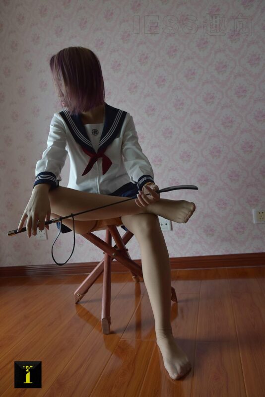[IESS異思趣向] 普惠集 111 馨月-小皮鞭 [82P/72.8MB]-無料攝影圈