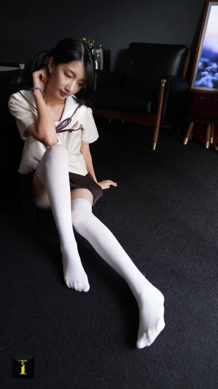 [IESS異思趣向] 普惠集 117 森爺-厚白絲 [67P/96.8MB]-無(wú)料攝影圈