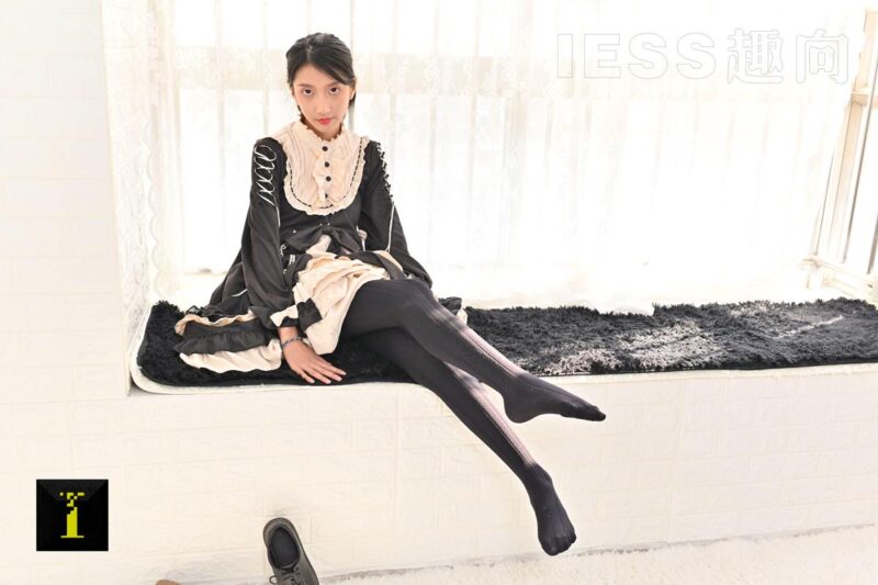 [IESS異思趣向] 普惠集 140-厚襪子 [85P/120MB]-無料攝影圈