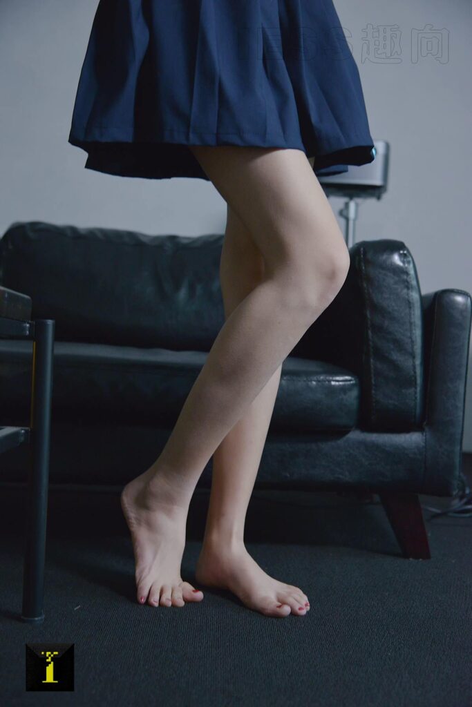 [IESS異思趣向] 普惠集 156-若琪的裸腿 [84P/166MB]插圖