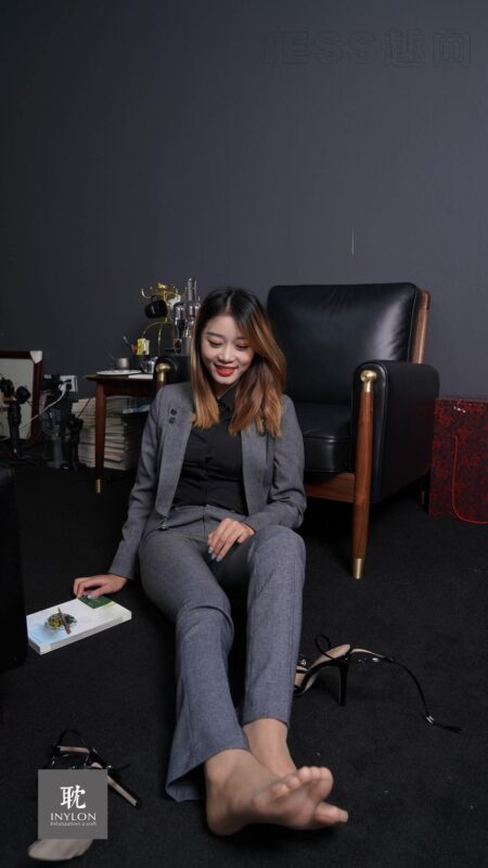 [IESS異思趣向] 普惠集 172-小婧 多讀書(shū) [89P/126MB]-無(wú)料攝影圈