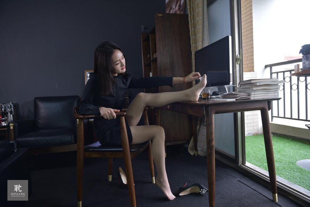 [IESS異思趣向] 普惠集 213 格格的膚色絲襪2 [83P/109MB]插圖2