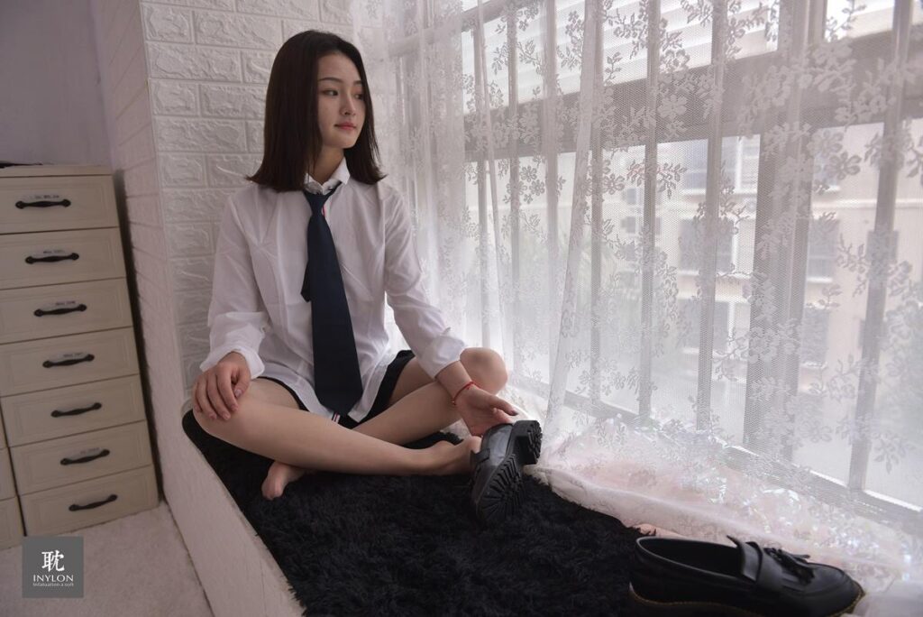 [IESS異思趣向] 普惠集 215 格格 小皮鞋2 [60P/79MB]插圖1