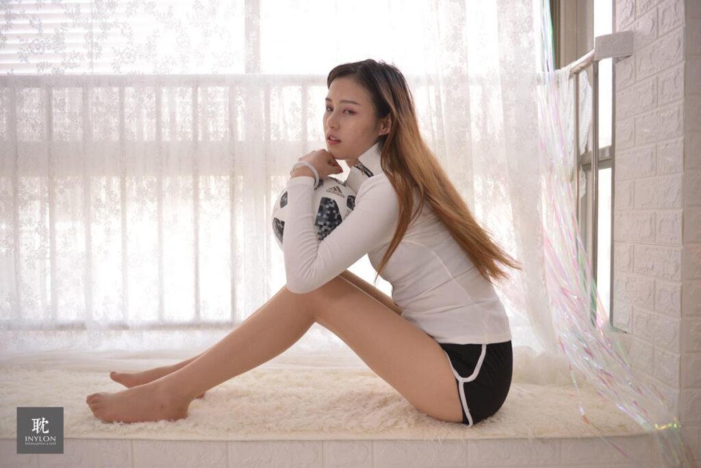 [IESS異思趣向] 普惠集 236-快樂玩?zhèn)€球 [98P/94MB]插圖2