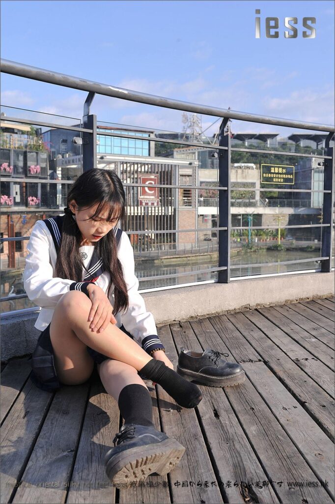[IESS異思趣向] 2016.12.12 絲足便當(dāng)041：《制服系列之JK節(jié)選版》琪琪 [99P/106MB]插圖3