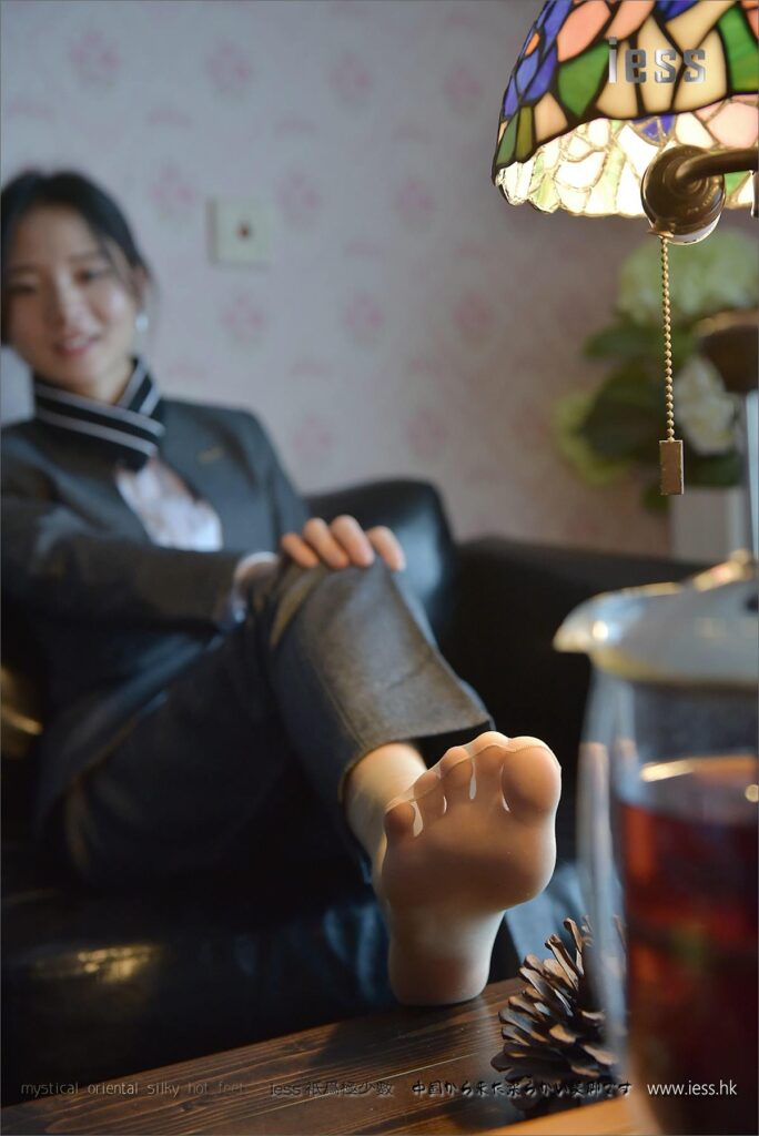 [IESS異思趣向] 2017.03.17 絲足便當087：《空姐養(yǎng)成計劃系列-1》小六 [99P/149MB]插圖