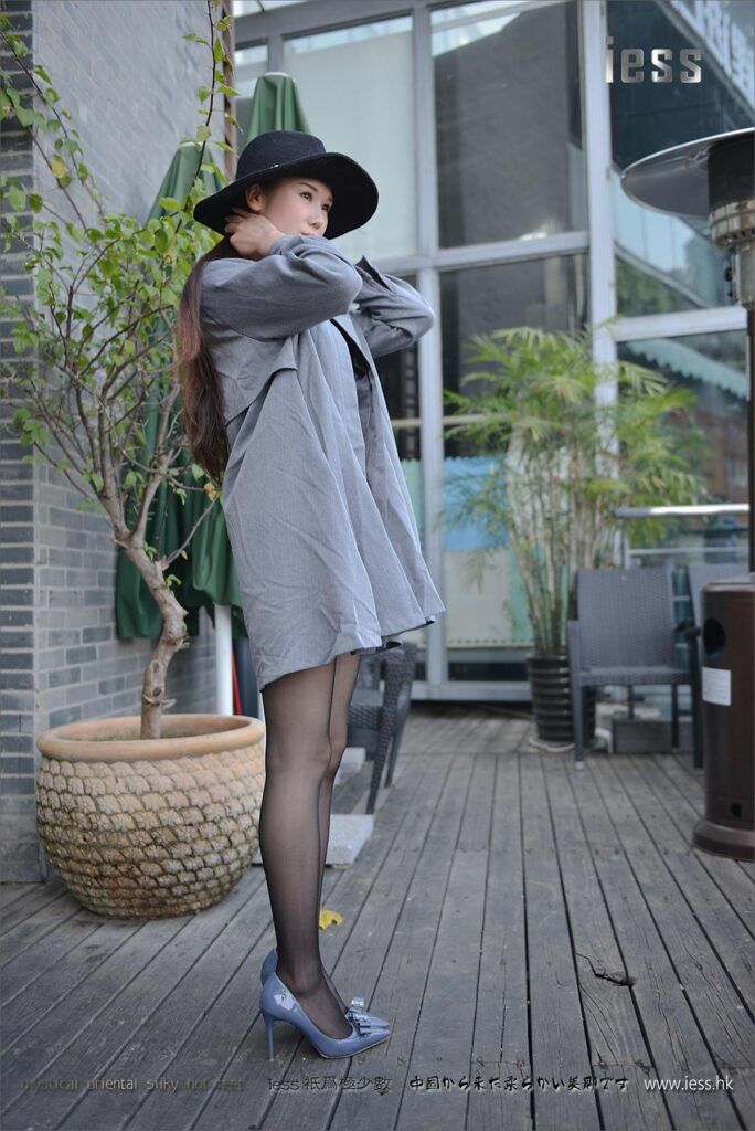 [IESS異思趣向] 2017.03.29 絲足便當(dāng)094：《瘋狂的嘿絲》聰聰 [99P/187MB]插圖1