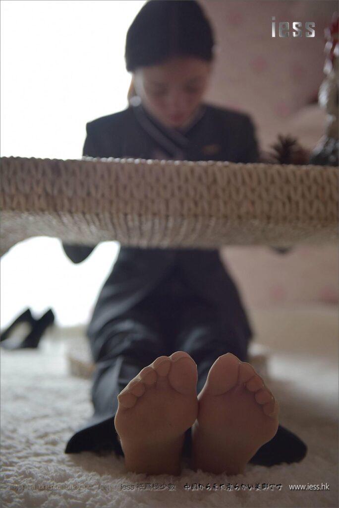 [IESS異思趣向] 2017.05.05 絲足便當114：《小六的長褲短絲》小六 [99P/126MB]插圖3