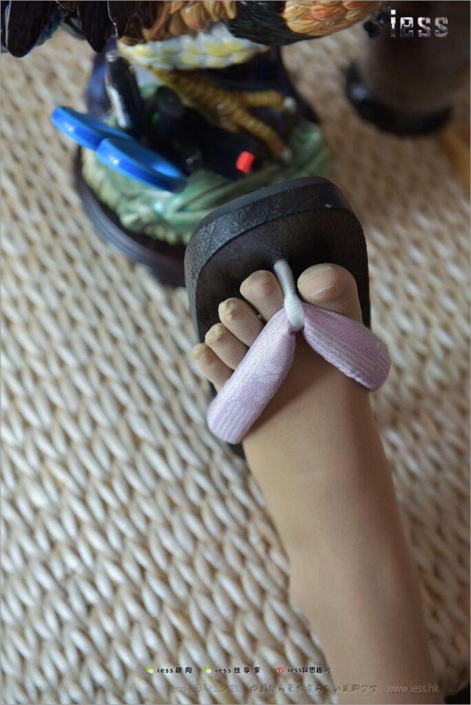 [IESS異思趣向] 2017.08.26 絲足便當(dāng)144：《令人崩潰的五指襪》[62P/339MB]插圖2