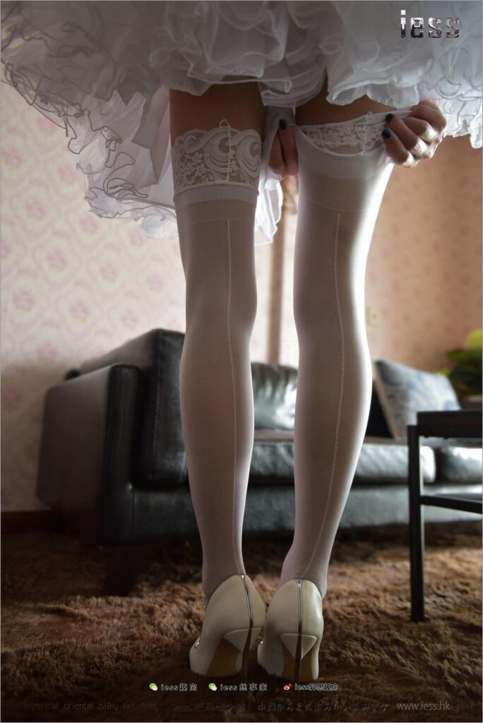 [IESS異思趣向] 2017.10.11 絲足便當(dāng)159：《白銀耳》小六 [99P/438MB]插圖3