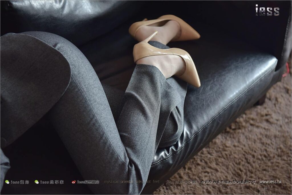 [IESS異思趣向] 2017.12.03 絲足便當(dāng)174：《找鑰匙 I 》趙老師 概念型作品 [99P/185MB]插圖