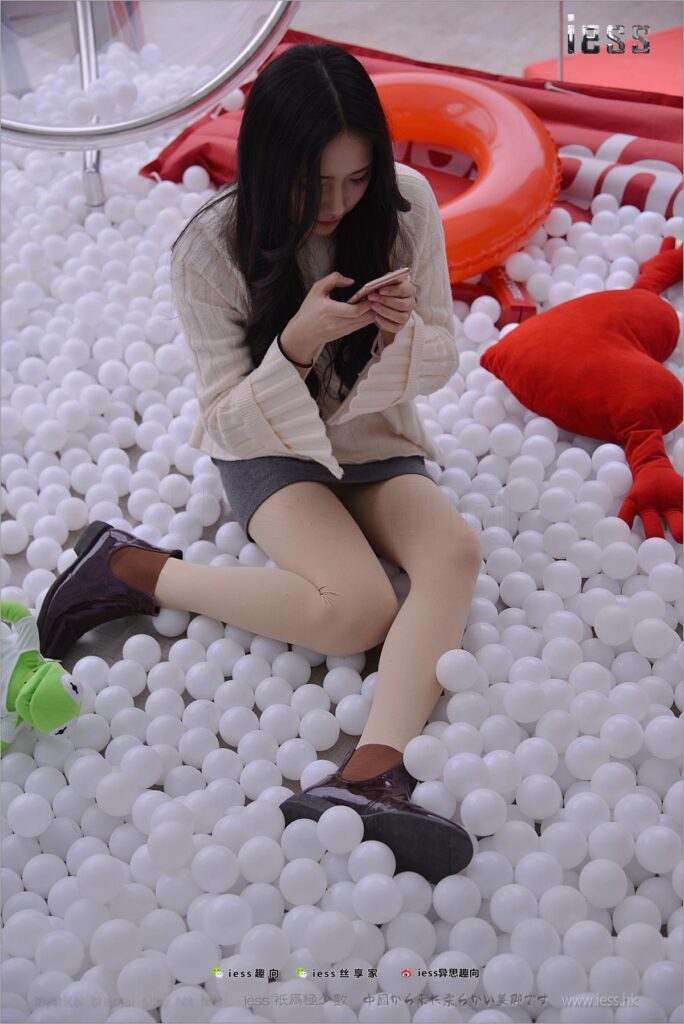 [IESS異思趣向] 2017.12.08 絲足便當(dāng)176：《臥槽，褲襪》幸子 [99P/117MB]插圖2