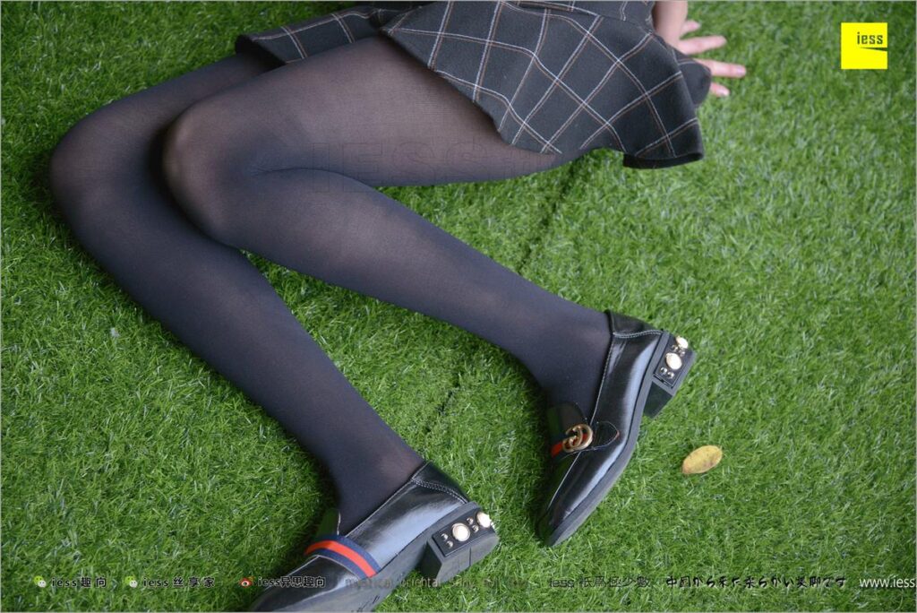 [IESS異思趣向] 2018.01.09 絲足便當(dāng)187：《50D、JK和少女》若琪 [99P/268MB]插圖1