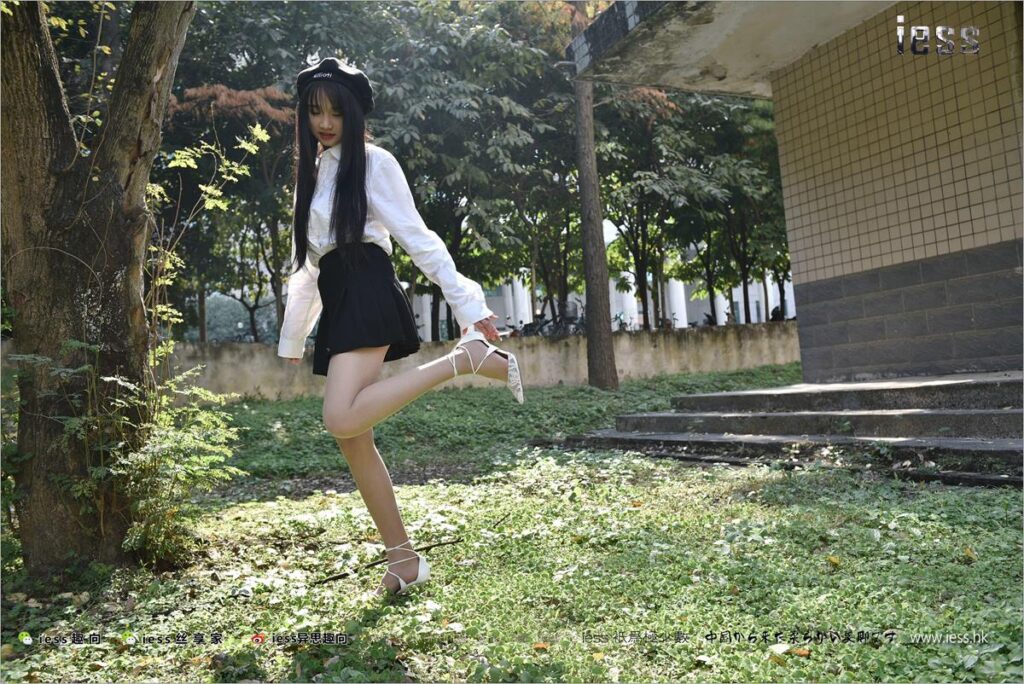 [IESS異思趣向] 2018.01.21 絲足便當(dāng)189：若琪《第一次穿高跟鞋》[99P/170MB]插圖2