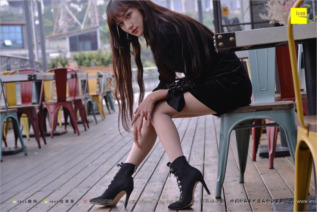 [IESS異思趣向] 2018.02.14 絲足便當199：《顏值即正義》瀟瀟 [99P/153MB]插圖1