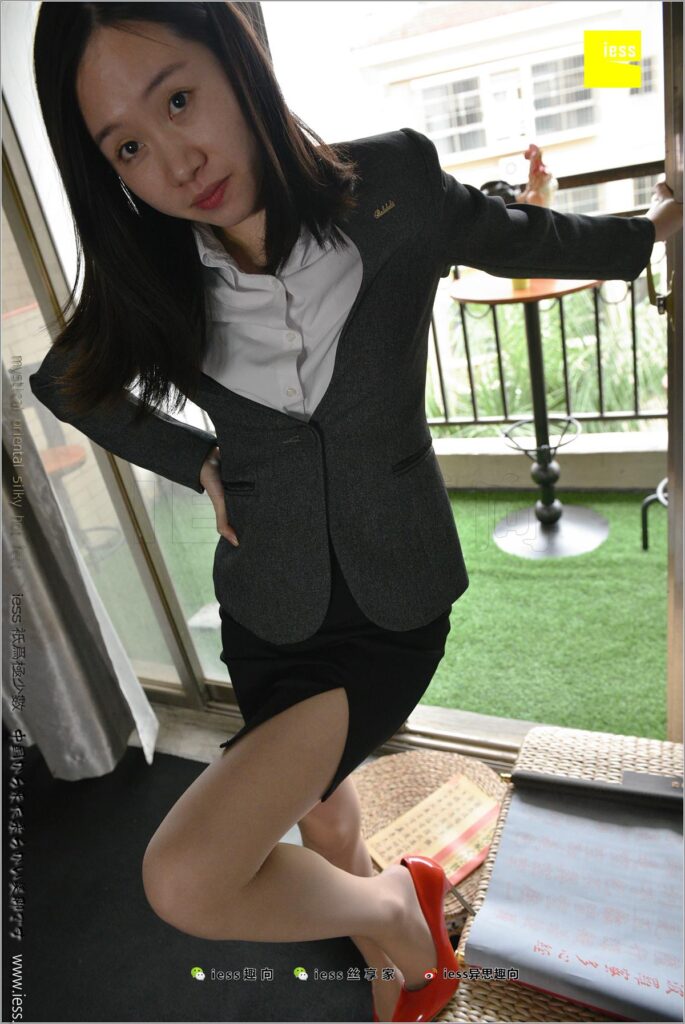 [IESS異思趣向] 2018.02.22 絲足便當(dāng)202：《因?yàn)榧兇狻沸∠?[99P/150MB]插圖3