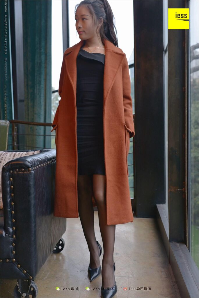 [IESS異思趣向] 2018.03.20 絲足便當209：《小黑妞的嘿絲美腿》小黑妹靜靜 [99P/135MB]插圖1