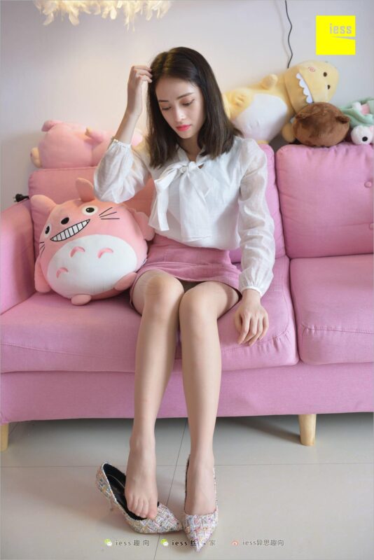 [IESS異思趣向] 2018.06.27 絲足便當245：《悶》姍姍 [99P/127MB]-無料攝影圈